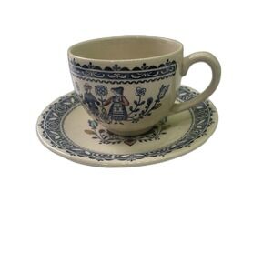 Johnson Bros Hearts & Flowers Cup Saucer Set Cream Blue Excellent Folk Art